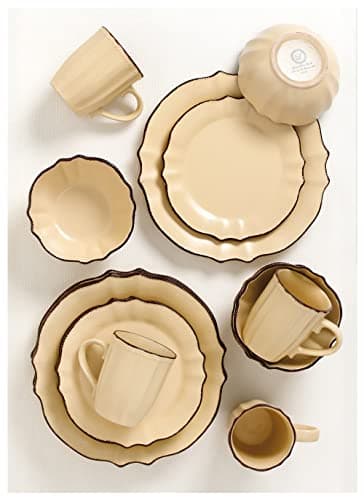 Lorren Home Trends 16 Piece Scalped Edge Mellow Yellow Dinnerware Set