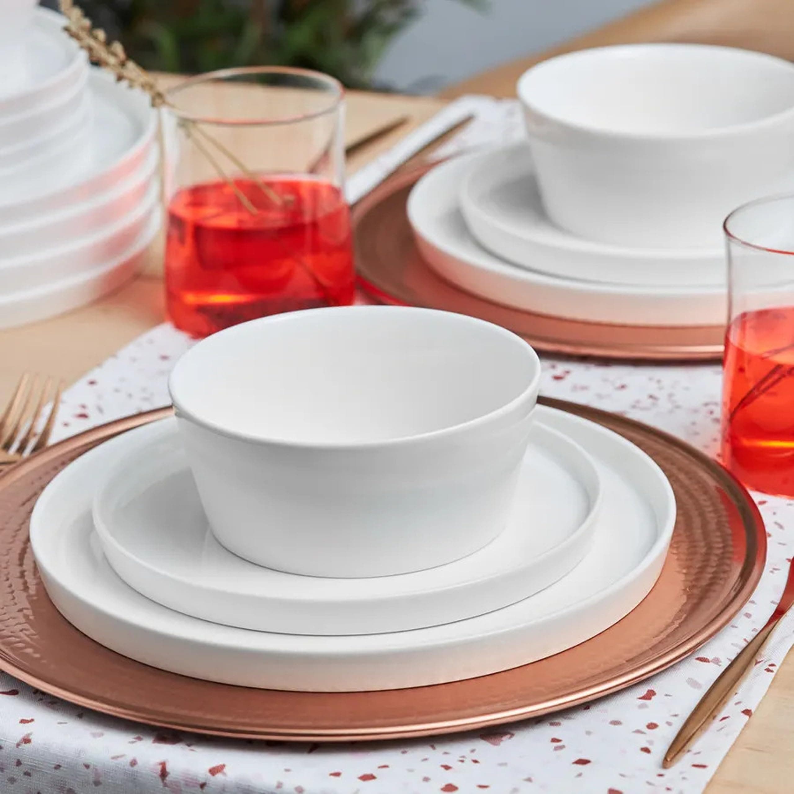 KARACA Salvare 18-Piece Elegant White Dinnerware Set